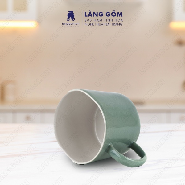 Cốc giả nặn bóng